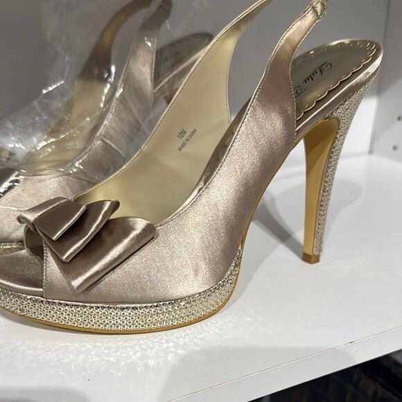 Lulu Townsend Gold Satin Slingback Heels - Picture 1 of 4